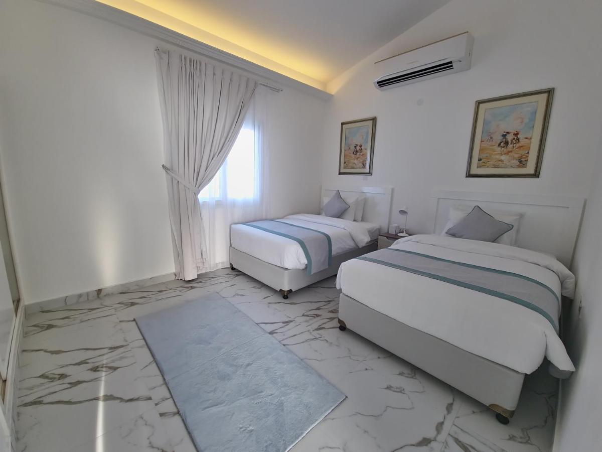 Holiday Beach Resort Dibba Esterno foto