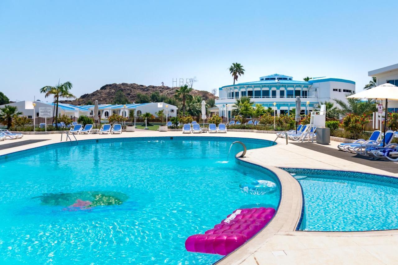 Holiday Beach Resort Dibba Esterno foto
